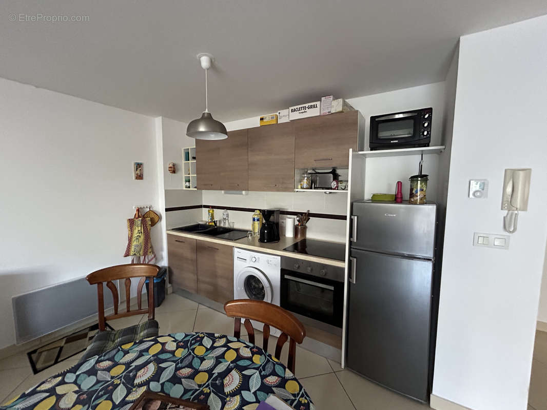 Appartement à LEZIGNAN-CORBIERES