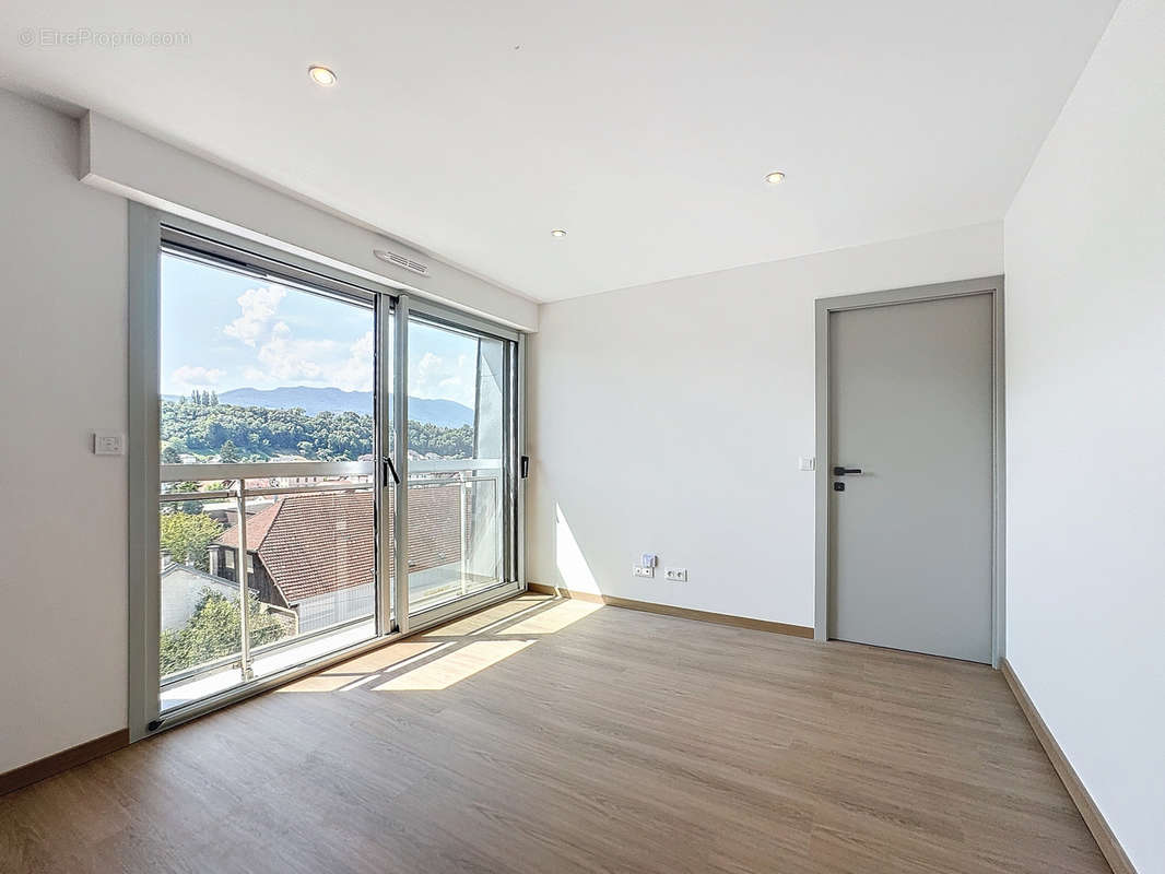 Appartement à AIX-LES-BAINS