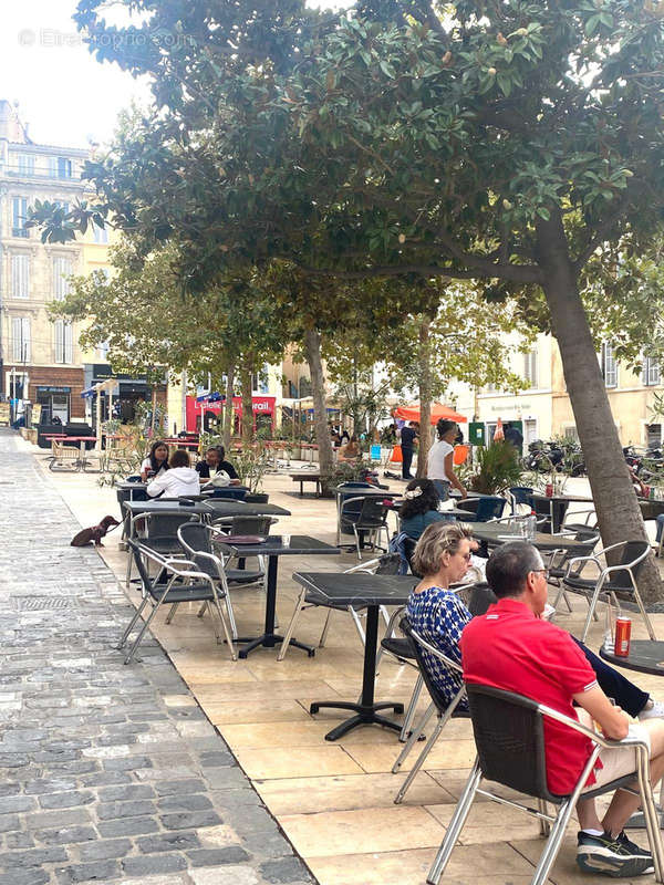 Commerce à MARSEILLE-2E