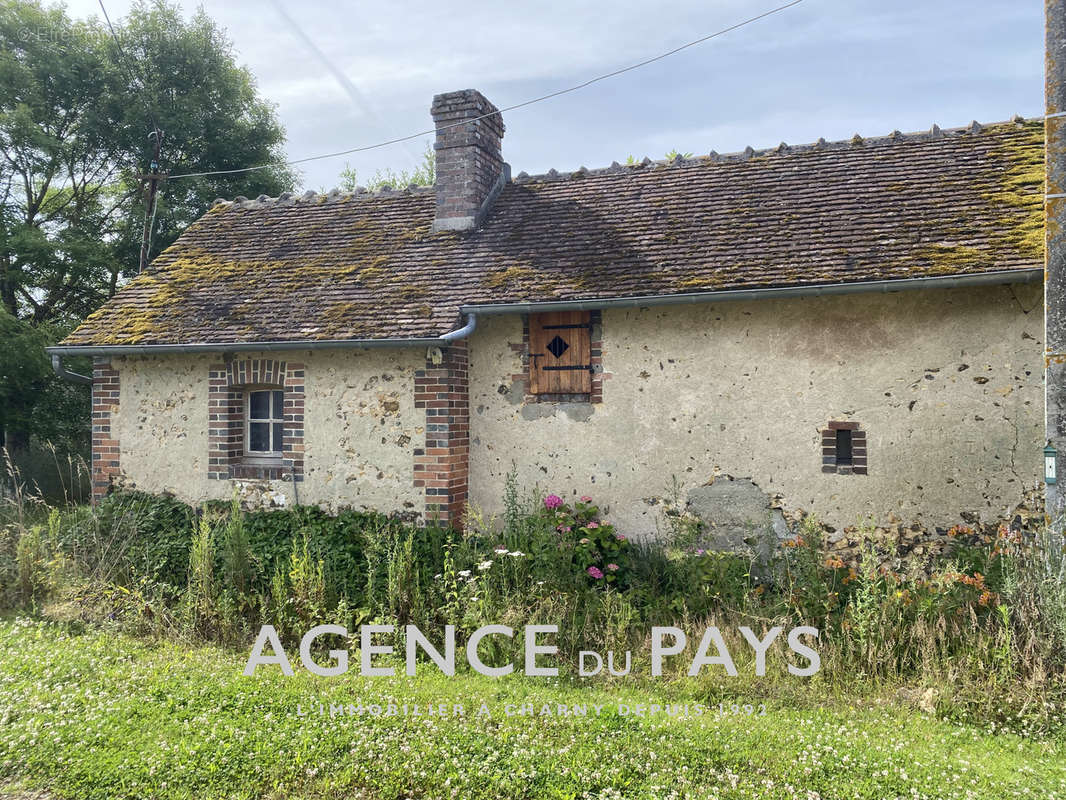 Maison à CHARNY