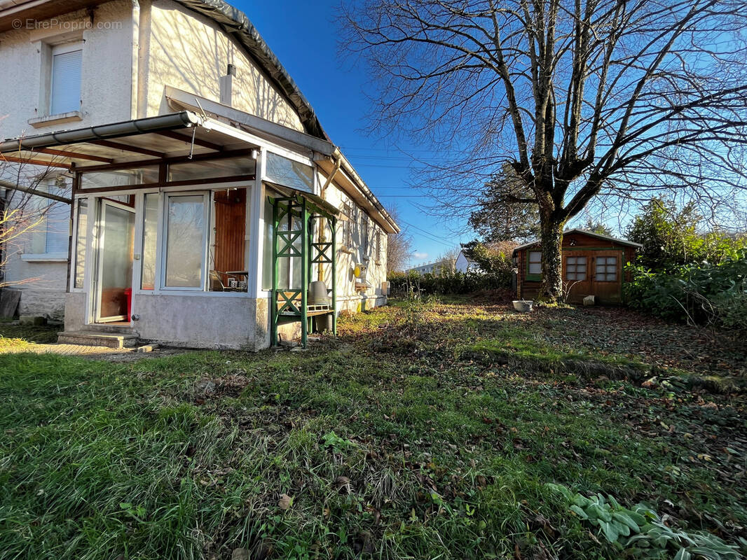 Maison à GRAND-CHARMONT