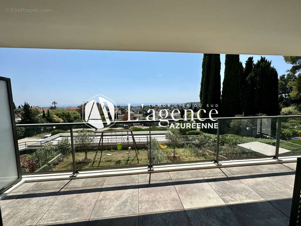 Appartement à VENCE