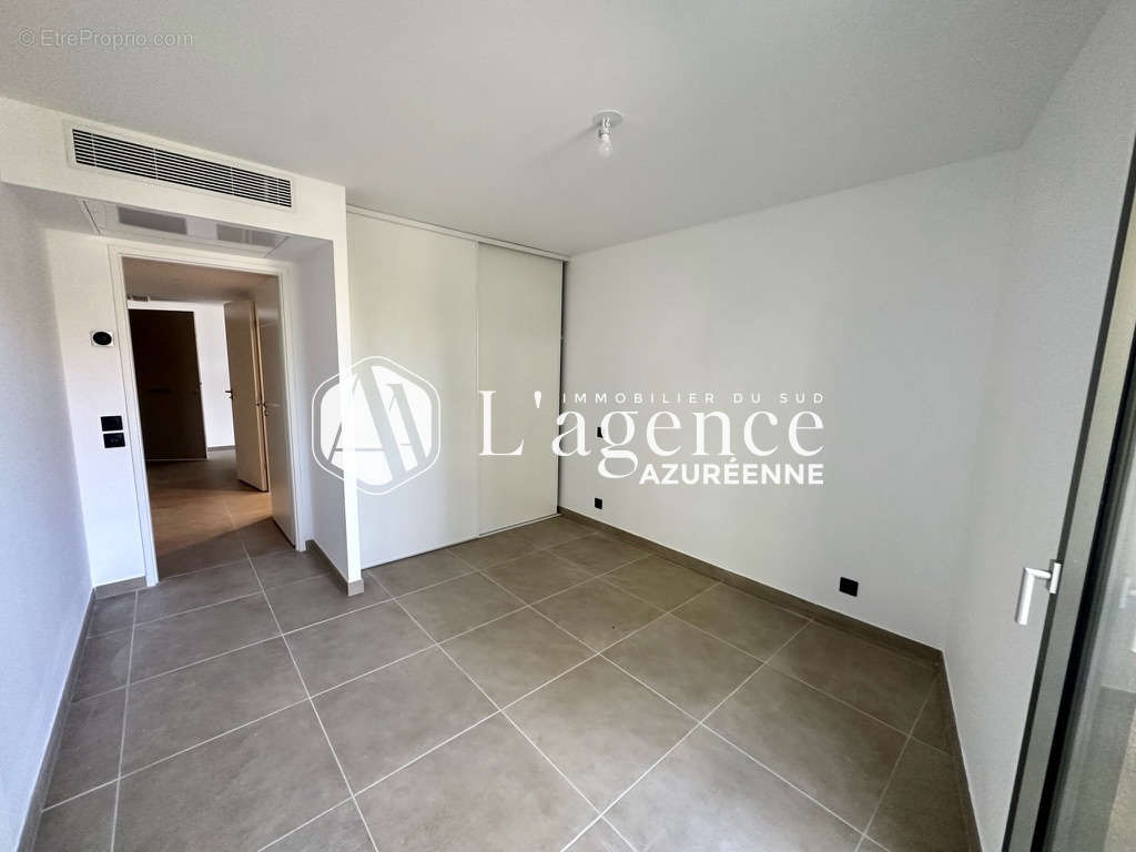 Appartement à VENCE