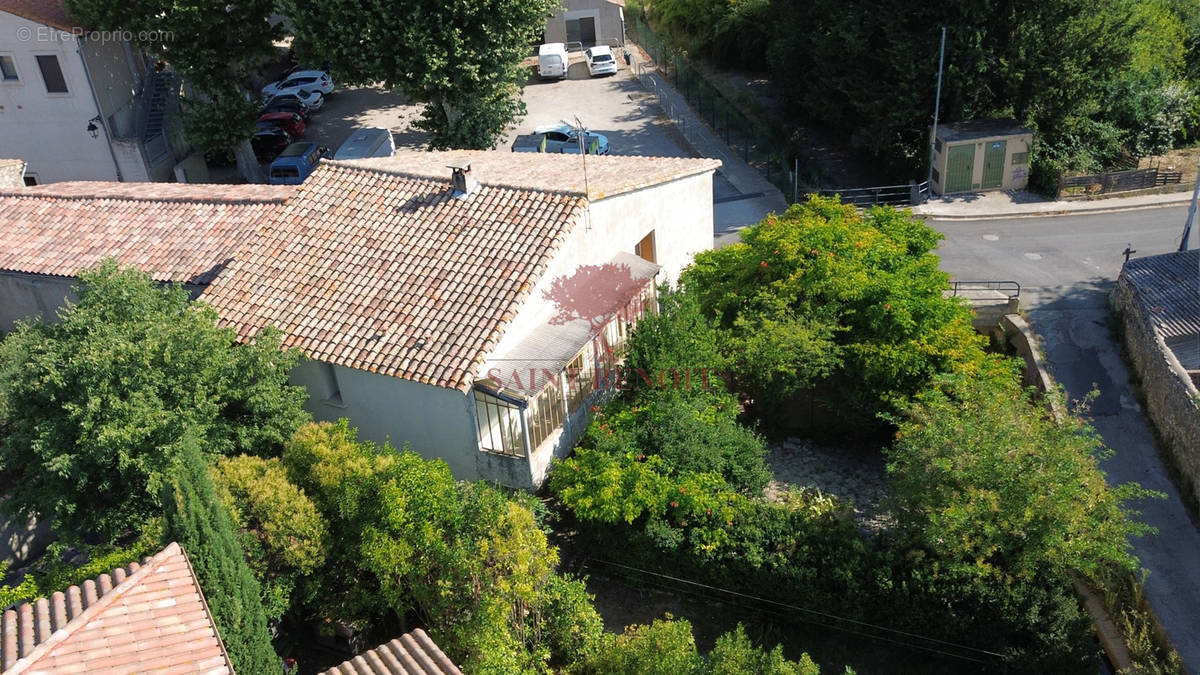 Maison à SAINT-BAUZILLE-DE-LA-SYLVE