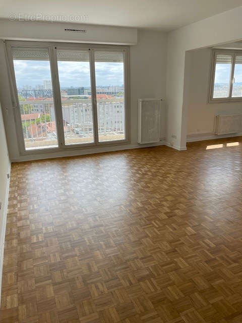 Appartement à LYON-7E