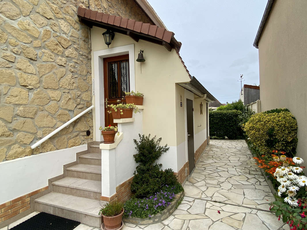 Maison à DIVES-SUR-MER