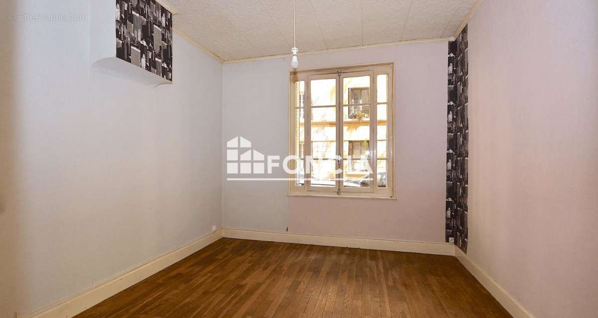 Appartement à LYON-8E