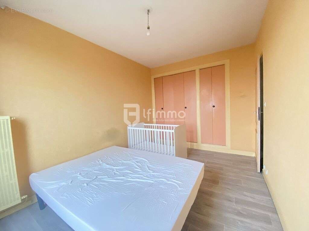 Appartement à LUCE