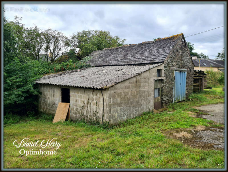 Maison à LAMPAUL-GUIMILIAU