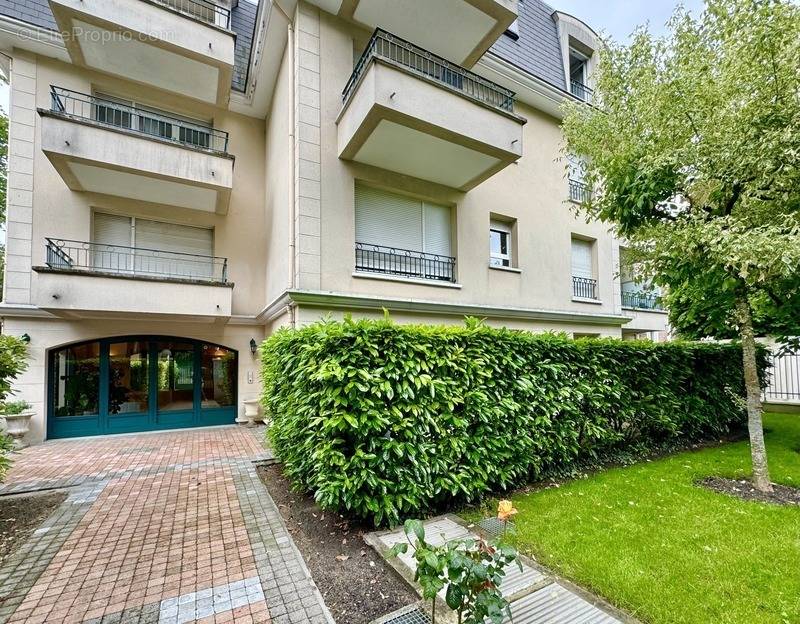 Appartement à LIVRY-GARGAN