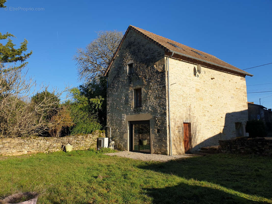 Maison à PARISOT