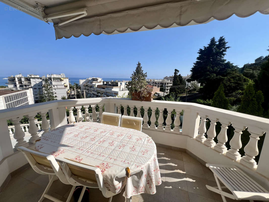 Appartement à MENTON