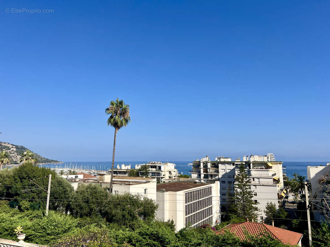 Appartement à MENTON