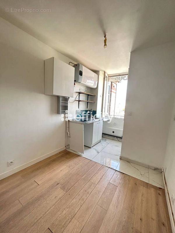 Appartement à PARIS-12E