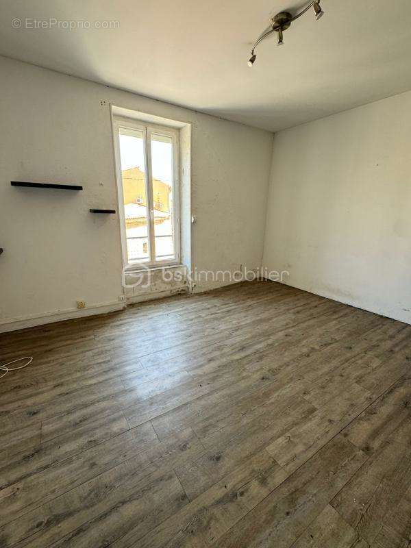 Appartement à THEZAN-LES-BEZIERS