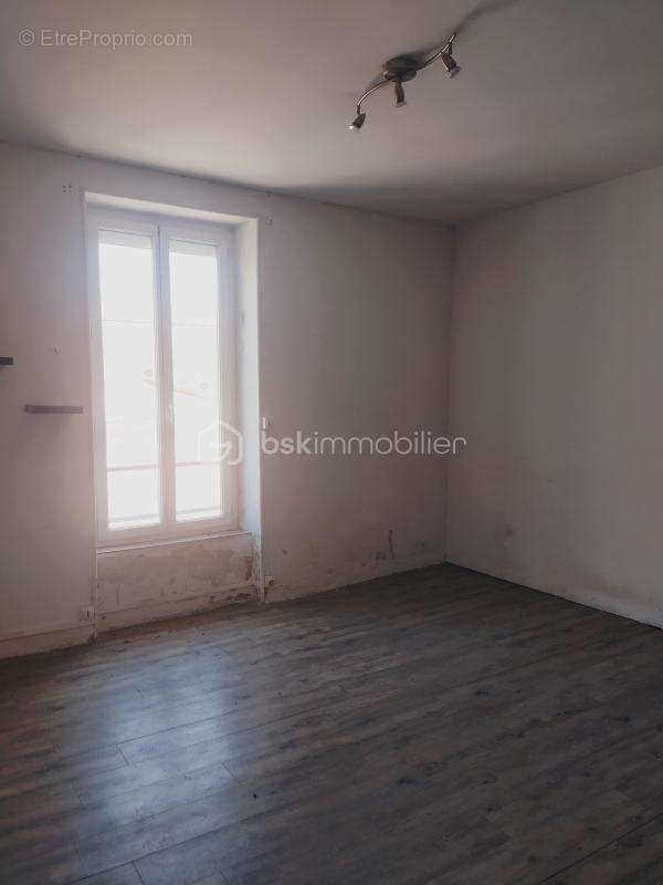 Appartement à THEZAN-LES-BEZIERS