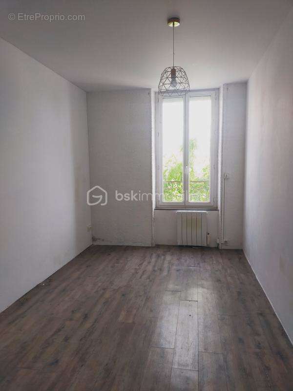 Appartement à THEZAN-LES-BEZIERS