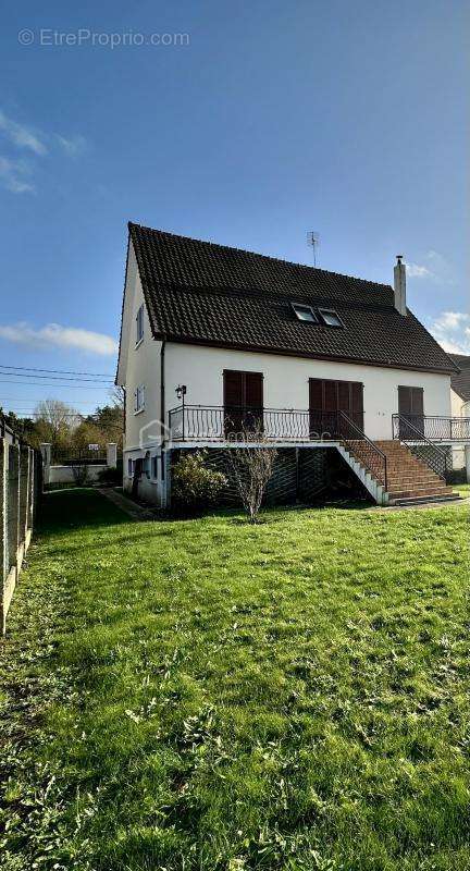 Maison à SENLIS