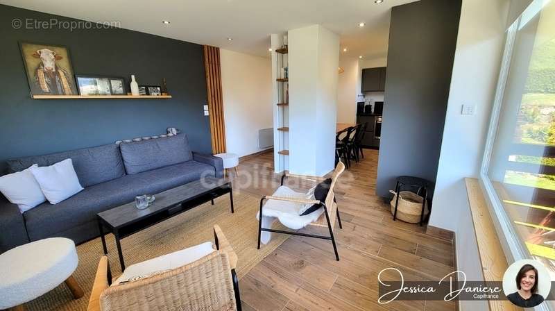 Appartement à DEMI-QUARTIER