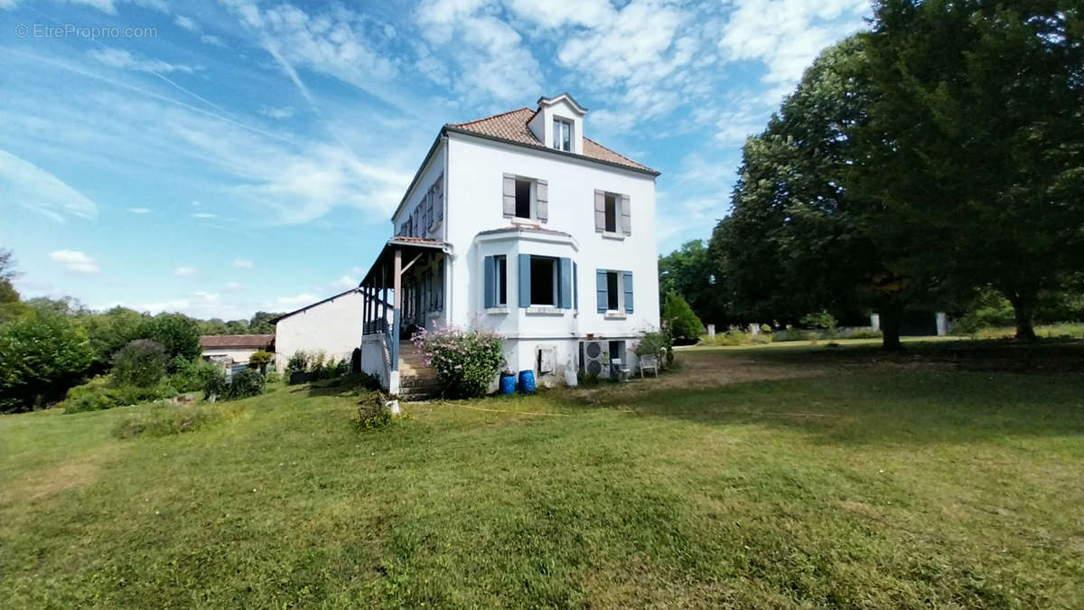 Maison à BRANTOME