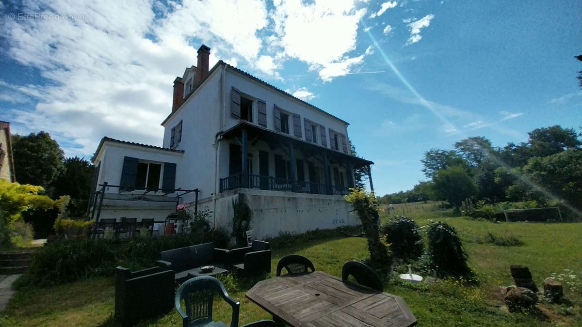 Maison à BRANTOME