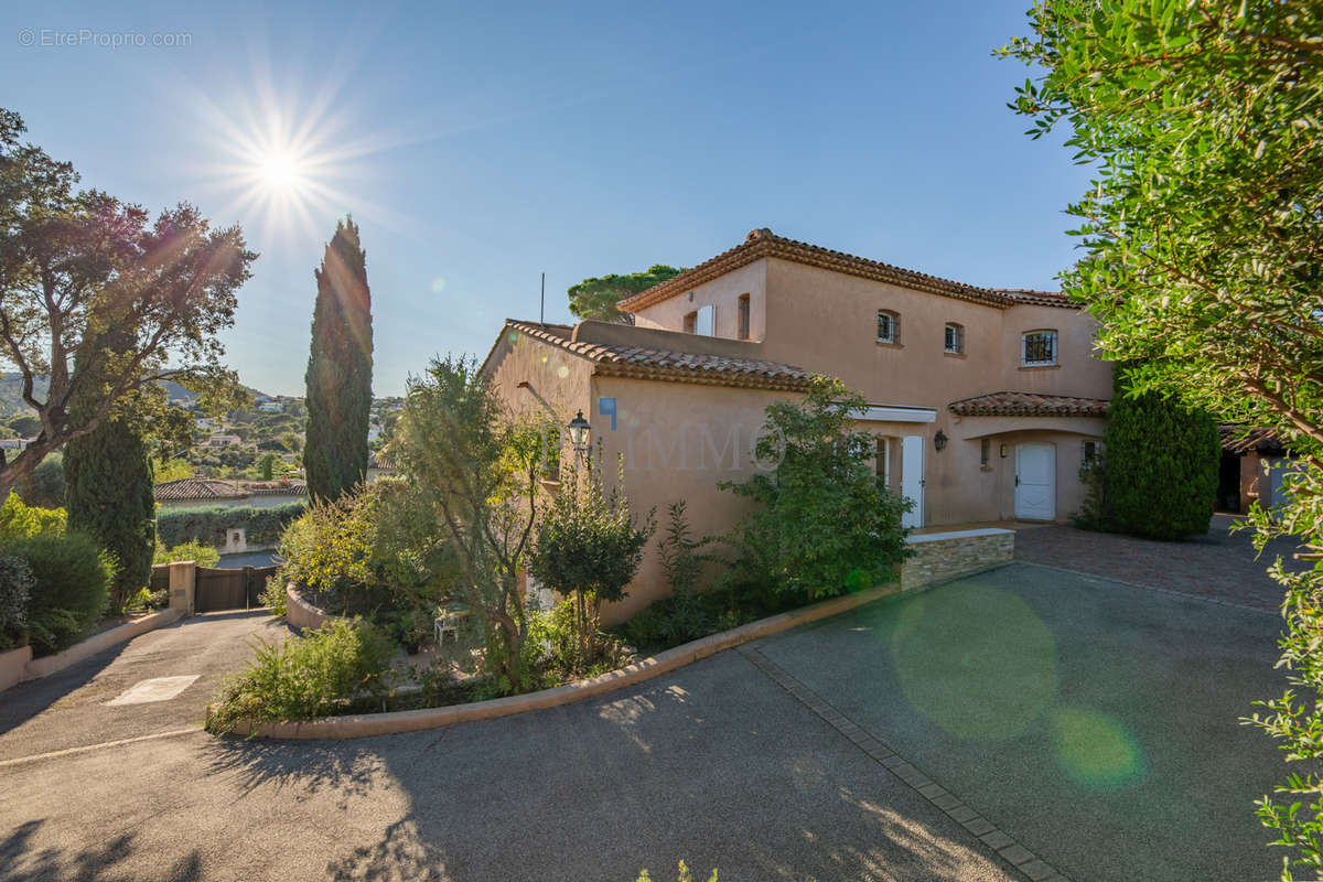 Maison à FREJUS