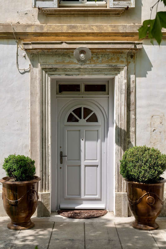 Maison à PERNES-LES-FONTAINES