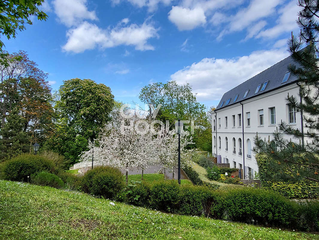 Appartement à BOUGIVAL