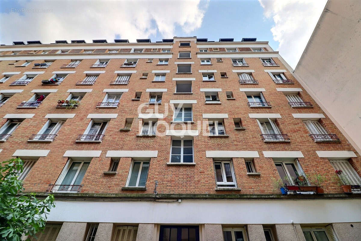 Appartement à AUBERVILLIERS