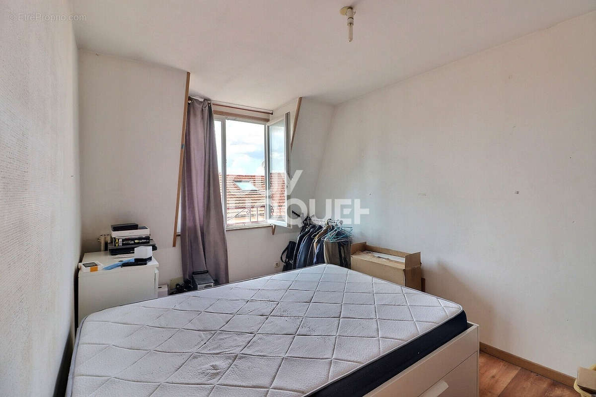 Appartement à AUBERVILLIERS