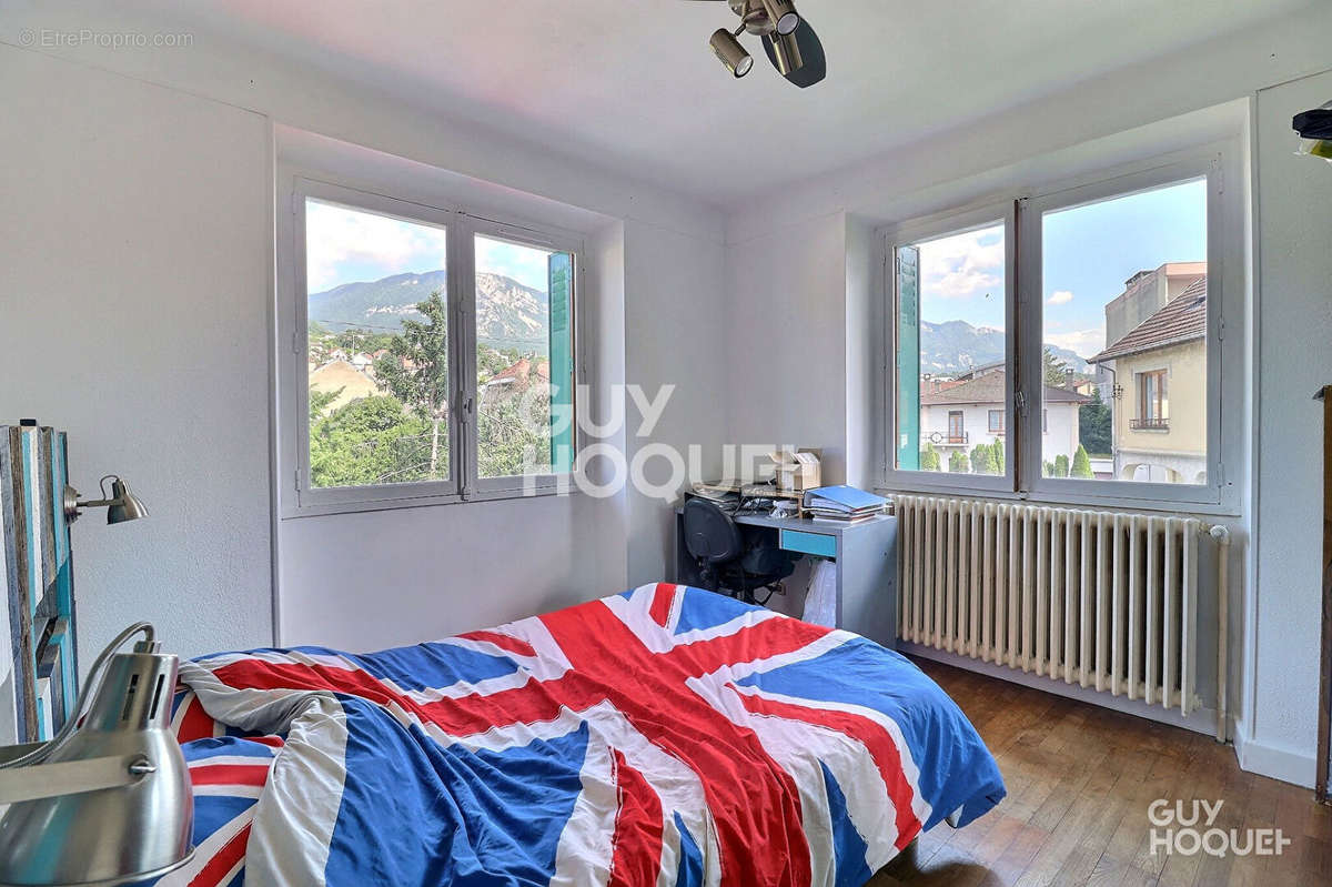 Appartement à AIX-LES-BAINS