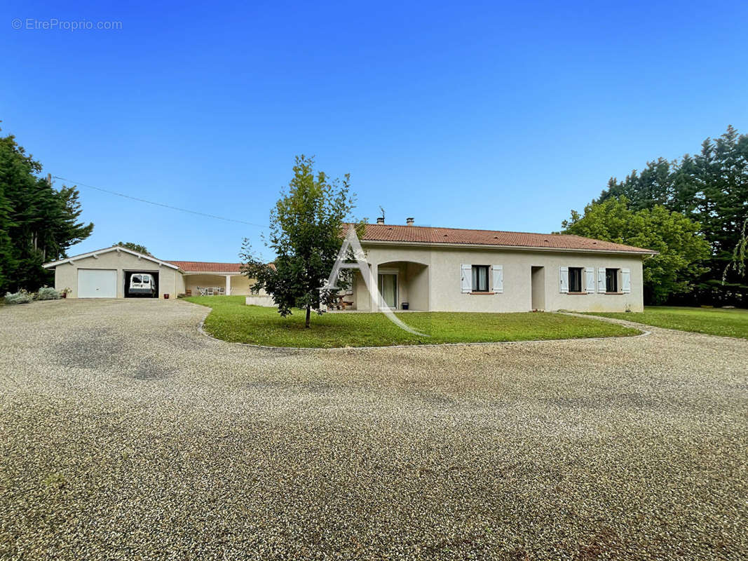 Maison à TOURNON-D&#039;AGENAIS