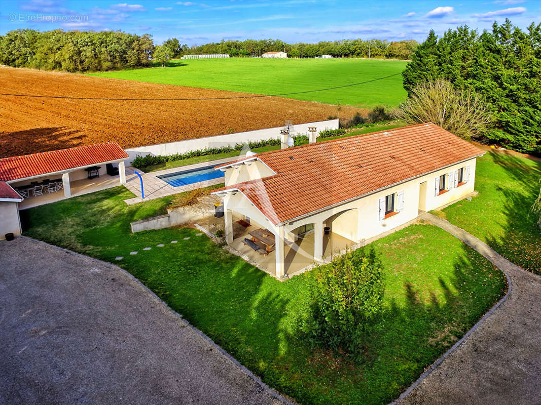 Maison à TOURNON-D&#039;AGENAIS