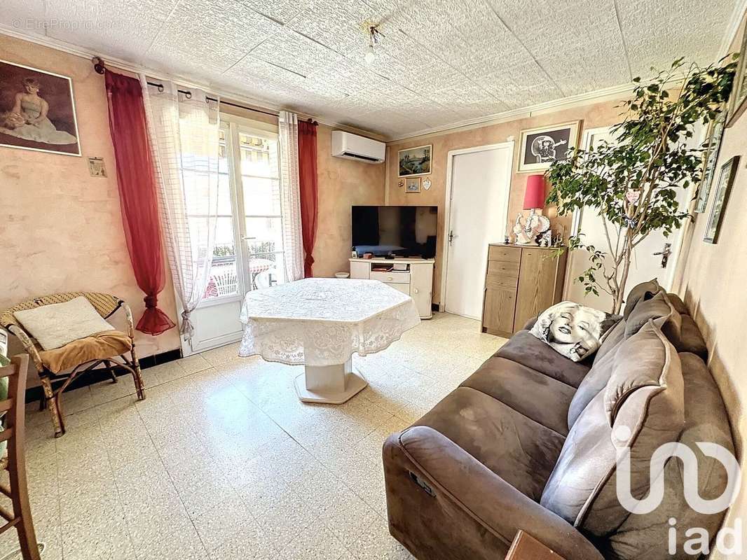 Photo 2 - Appartement à SIX-FOURS-LES-PLAGES