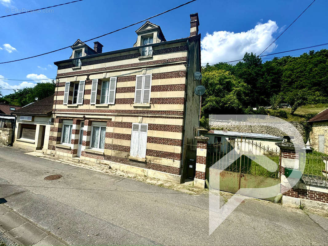 Maison à CREPY-EN-VALOIS