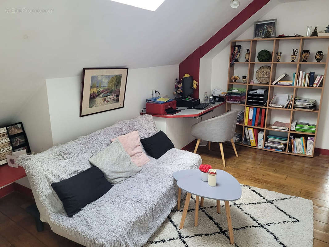 Appartement à LOCMINE