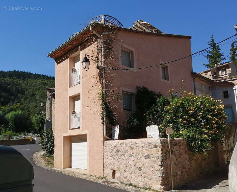 Maison à AVENE