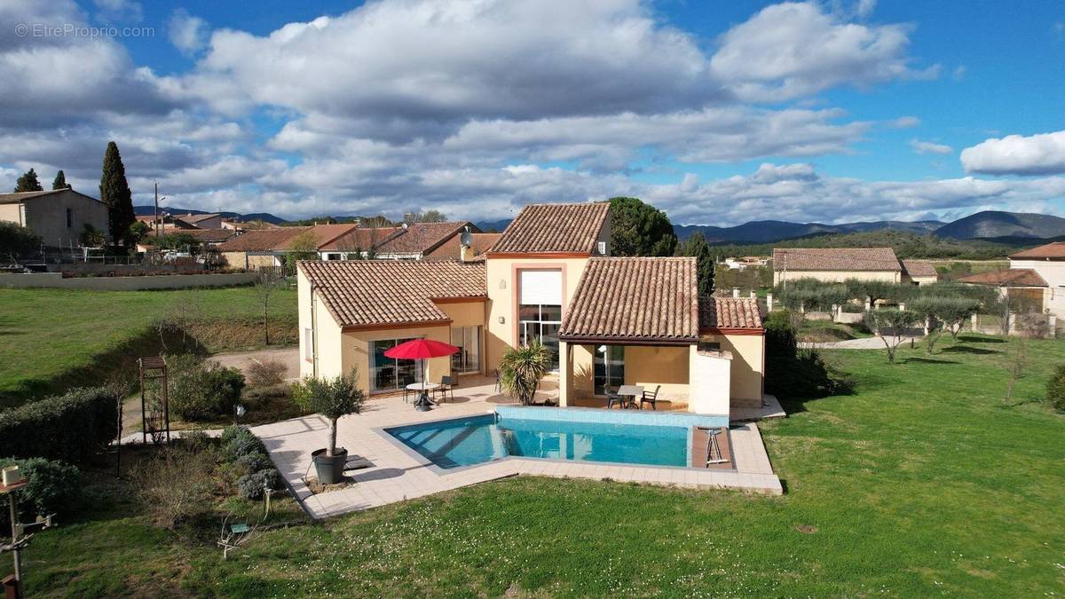 Maison à PRADES-SUR-VERNAZOBRE