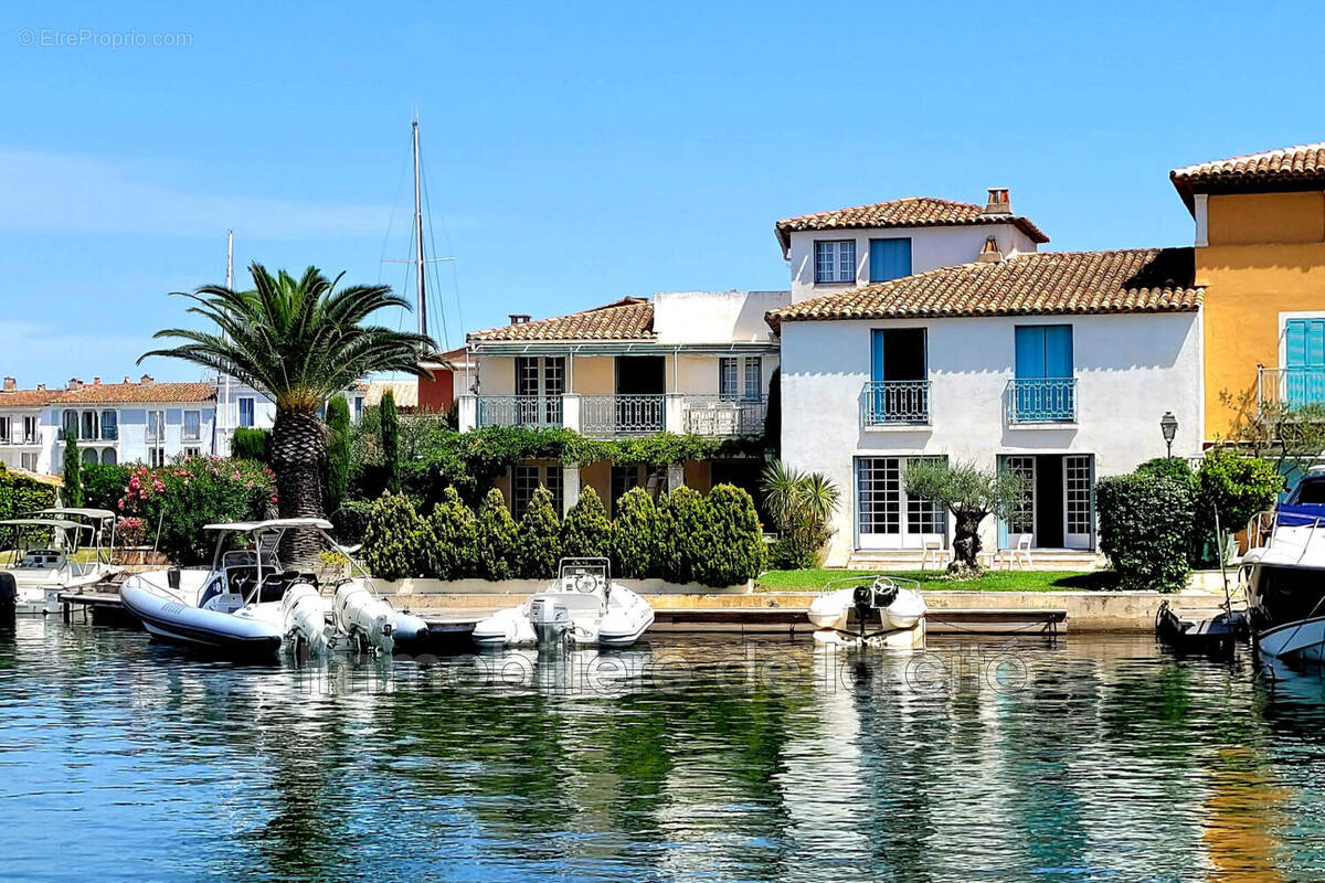 Maison à GRIMAUD