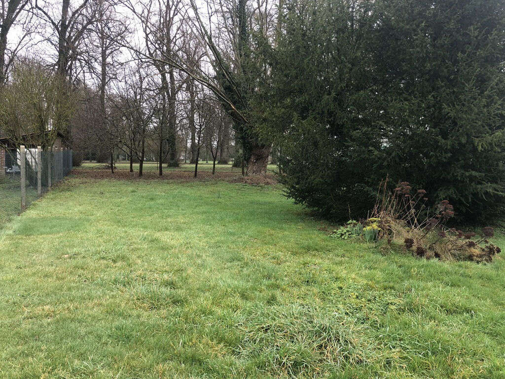 Terrain à POIX-DE-PICARDIE