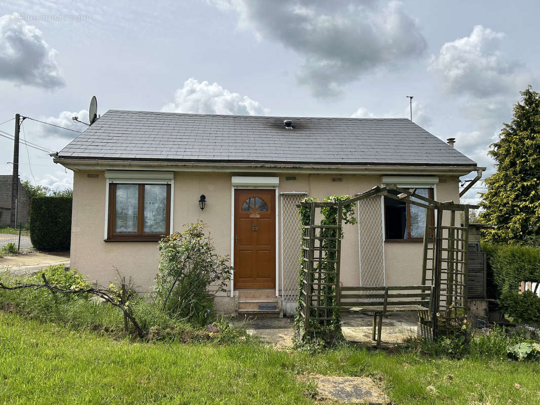 Maison à POIX-DE-PICARDIE