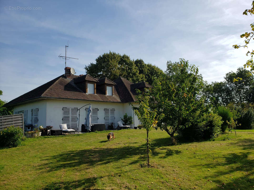 Maison à POIX-DE-PICARDIE