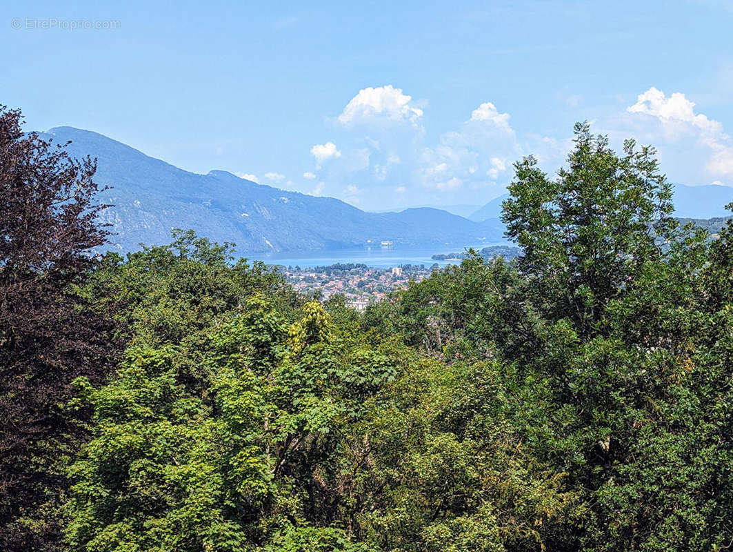 Appartement à AIX-LES-BAINS