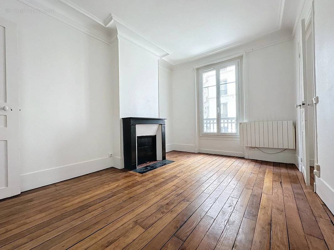 Appartement à PARIS-12E