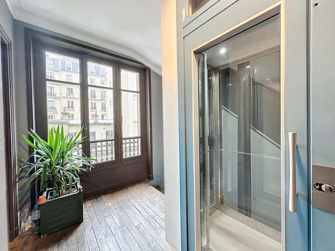 Appartement à PARIS-12E