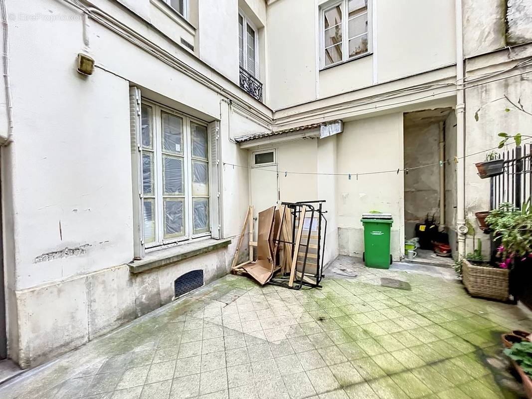 Appartement à PARIS-11E