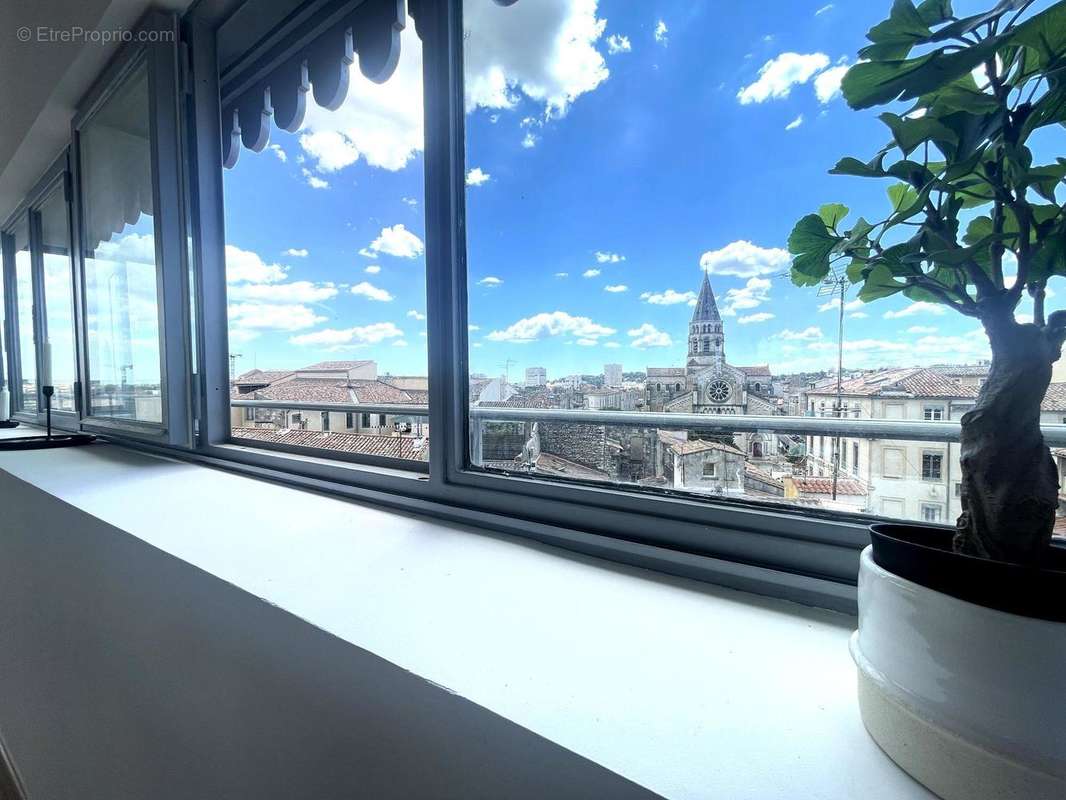 Appartement à NIMES