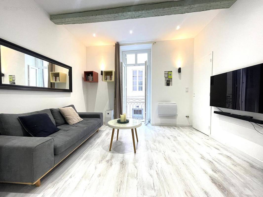 Appartement à NIMES