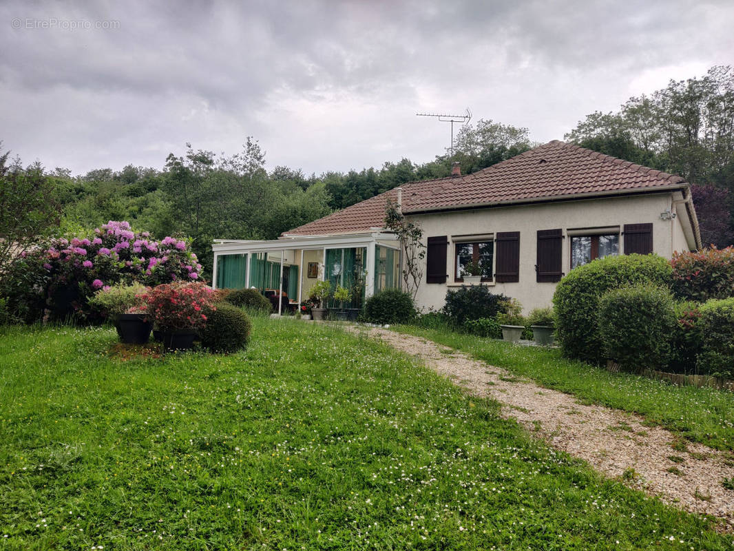 Maison à CHARNY