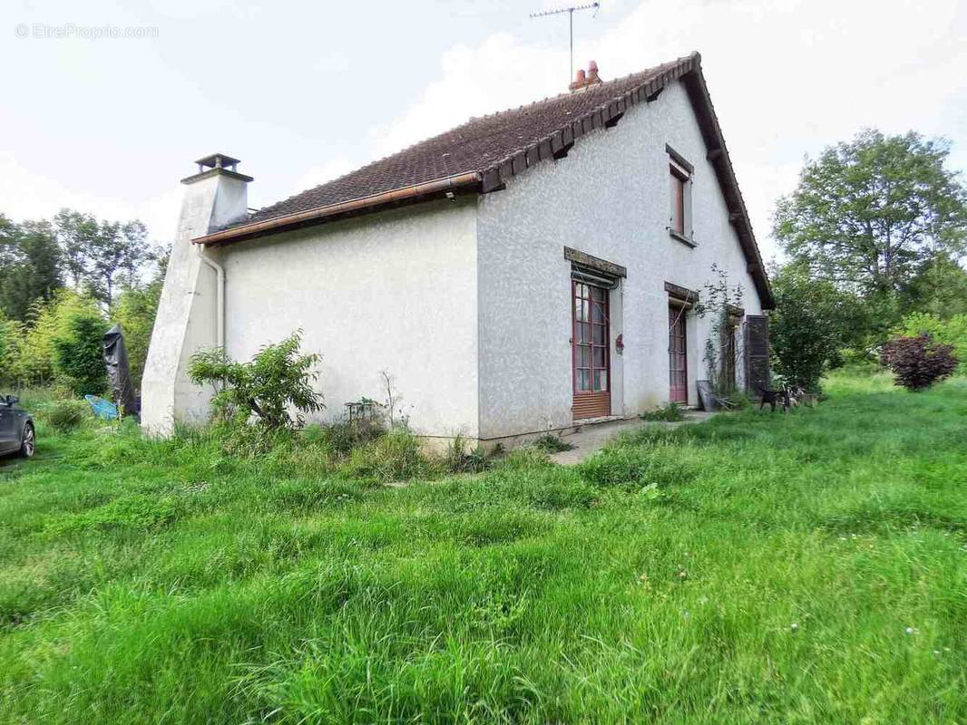 Maison à VARENNES-CHANGY